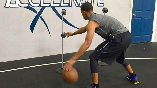 How Stephen Curry uses the FITLIGHT Trainer to slow the game down